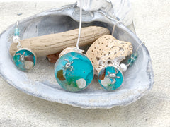 Sterling silver 25mm Round Pendant with Chain and Earring Set with Shells, Sand, Sea glass, Seaweed, plants, Sea turtle,  New Jersey, LBI, shore, ocean,  beach comber, Alcohol ink