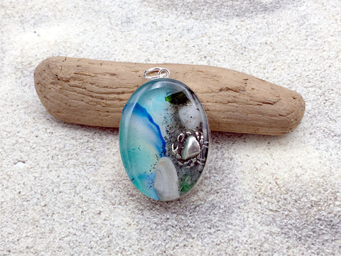 Sterling silver 30mmx 22mm Oval Pendant with Shell, Shells, crab, Sea glass,  sea plants, Avalon,  New Jersey shore, tide pool,  alcohol ink art,  beach comber