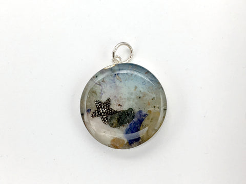 Sterling silver 25mm Round Pendant with Shell, Shells, Sand, Sea glass, Starfish, star fish, West Meadow Beach, Brookhaven, New York shore, tide pool, rocks, alcohol ink art,  beach comber, Long Island