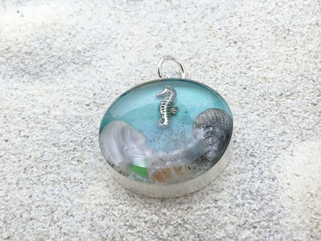 Sterling silver 25mm Round Pendant with Shell, Shells, Sand, Sea glass, Seahorse, Sea Horse, Stone Harbor, New Jersey shore, tide pool, starfish, alcohol ink art,  beach comber